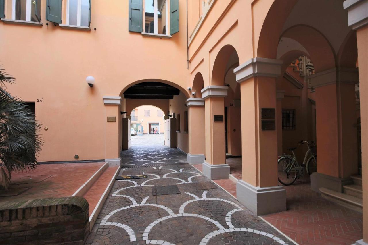 Il Verde Nel Corso Cento  Eksteriør billede