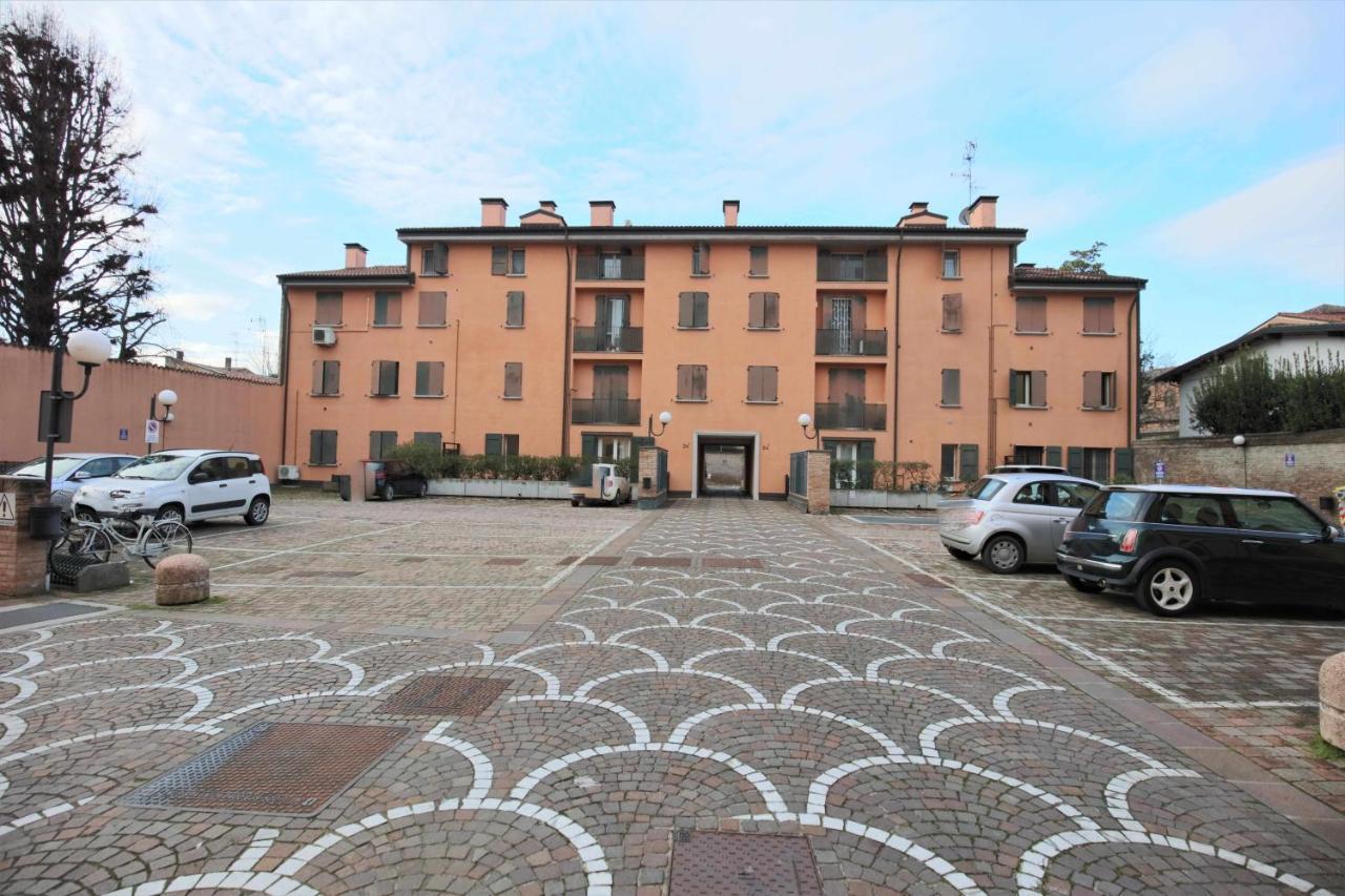 Il Verde Nel Corso Cento  Eksteriør billede